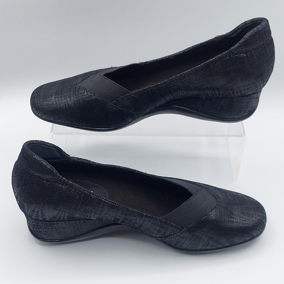 VANELi Women's Candee Flat Comfort Black Slip On Women's Size 8.5W - Picture 3 of 9